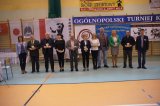 37 medali karateków