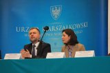 Minister poucza, rozwiązań nie pokazuje