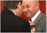 Po przyjęciu uchwał, gratulowano odznaczeń