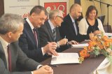 Współpraca z UAM