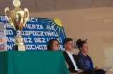 Starosta żegnał uczniów i nauczycielkę
