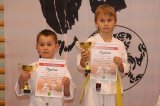 16 medali krzyskich karateków
