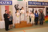16 medali krzyskich karateków