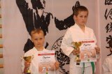 16 medali krzyskich karateków