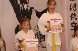 16 medali krzyskich karateków