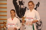 16 medali krzyskich karateków