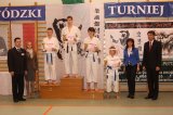 16 medali krzyskich karateków