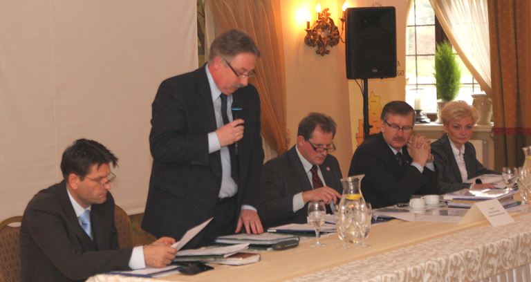 - panorama_konwent_z_marszalkiem_17.12.2009.jpg