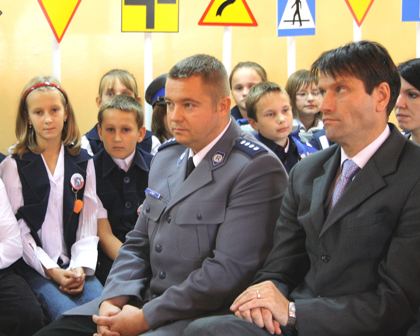  - powstal_kolejny_gabinet_16.10.2009_1.jpg