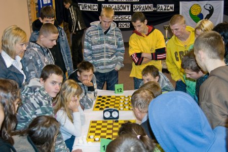  - biale_kontra_czarne_2_03.12.2010.jpg