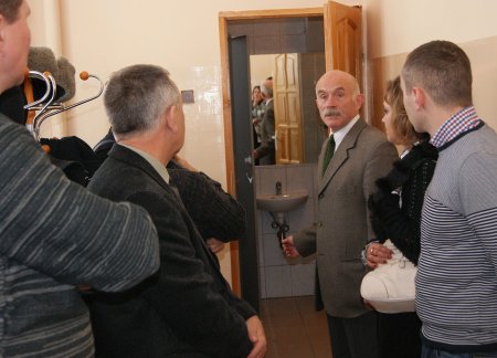  - ces_otwiera_podwoje_17.12.2010.jpg