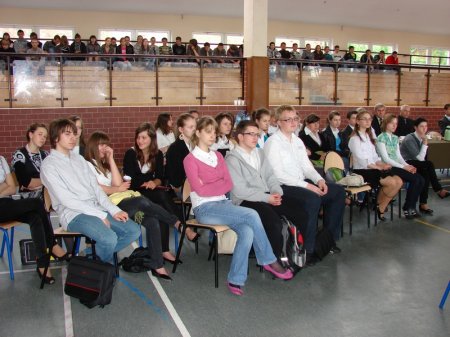 - gimnazjalisci_o_samorzadzie_lokalnym_2_07.06.2010.jpg - gimnazjalisci_o_samorzadzie_lokalnym_2_07.06.2010.jpg