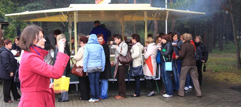  - panorama_podziekowali_pielegniarkom_17.05.2010.jpg