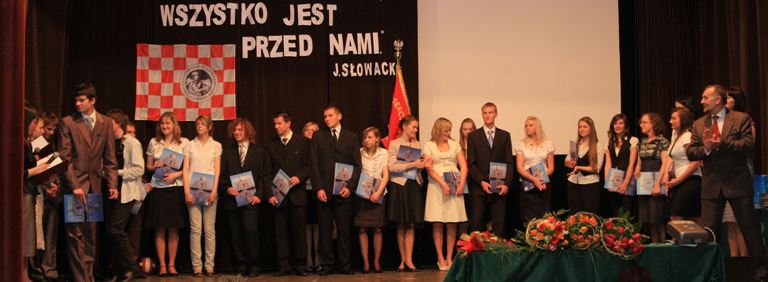 - panorama_powiatowe_licea_kuzniami_talentow_05.05.2010.jpg - panorama_powiatowe_licea_kuzniami_talentow_05.05.2010.jpg