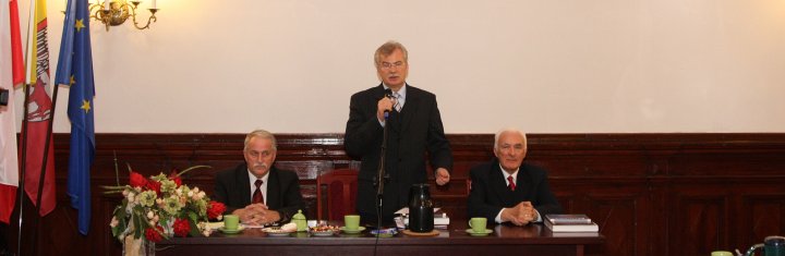  - panorama_pozegnanie_rady_powiatu_12.11.2010.jpg