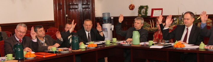 - panorama_radni_patrza_w_przyszlosc_23.12.2010.jpg - panorama_radni_patrza_w_przyszlosc_23.12.2010.jpg