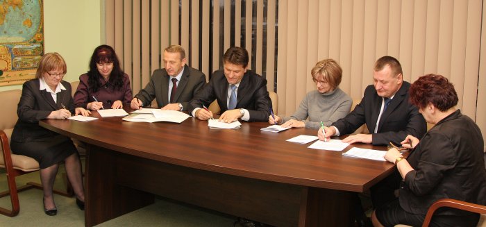  - panoramasolidna_umowa_30.12.2011.jpg