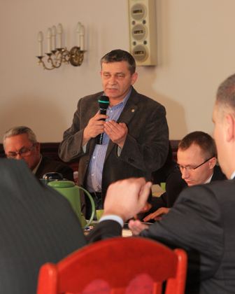  - radni_podejmuja_odwazne_decyzje_25.02.2011.jpg