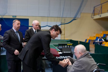  - andrzej_glapa_zegna_sie_ze_sportem_04.04.2012.jpg