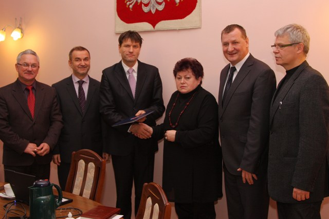  - dom_dziecka_p._brudlo.jpg