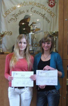  - jezykowe_sukcesy_uczniow_liceum_w_czarnkowie_19.04.2012.jpg