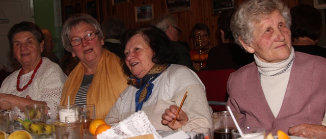  - panorama_seniorzy_nie_proznuja_23.11.2012.jpg