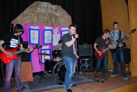  - pokazali__ze_z_nimi_warto_2_04.05.2012.jpg