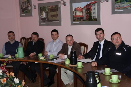 - powiat_troszczy_sie_o_bezpieczenstwo_2_16.03.2012.jpg - powiat_troszczy_sie_o_bezpieczenstwo_2_16.03.2012.jpg