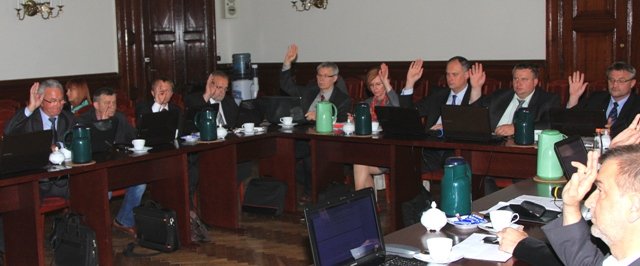  - panorama_absolutorium_dla_zarzadu_07.06.2013.jpg