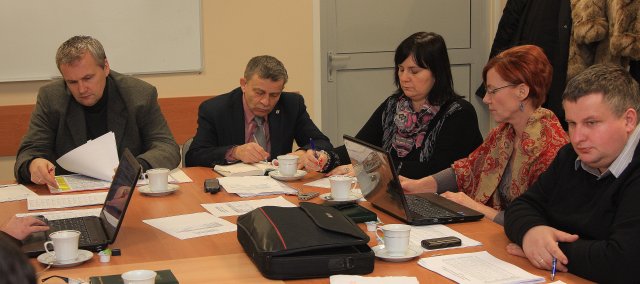 - panorama_komisja_przeswietlila_mdk_14.02.2012.jpg