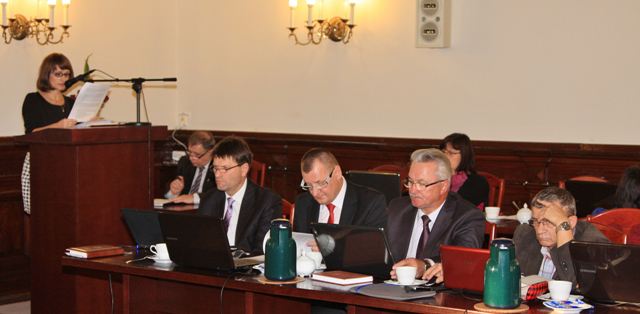 - panorama_oswiata_dzis_i_jutro_31.10.2013.jpg - panorama_oswiata_dzis_i_jutro_31.10.2013.jpg