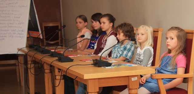  - panorama_sejmik_dzieci_i_mlodziezy_10.06.2013.jpg