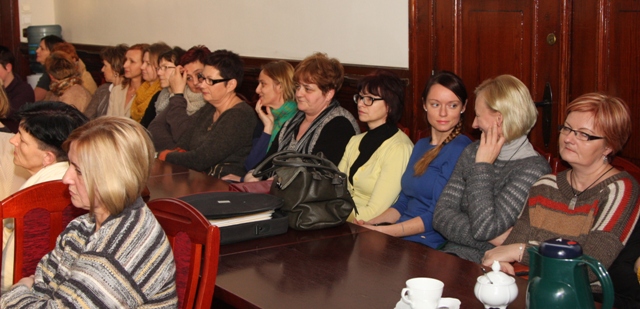 - panorama_zajawka_pielegniarki_na_sesji_24.12.2013.jpg - panorama_zajawka_pielegniarki_na_sesji_24.12.2013.jpg