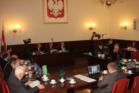  - zajawka_rada_podejmuje_ostatnie_decyzje_29.10.2014.jpg
