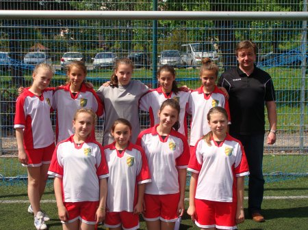 - zajawka_sukces_pilkarek_19.05.2014.jpg - zajawka_sukces_pilkarek_19.05.2014.jpg