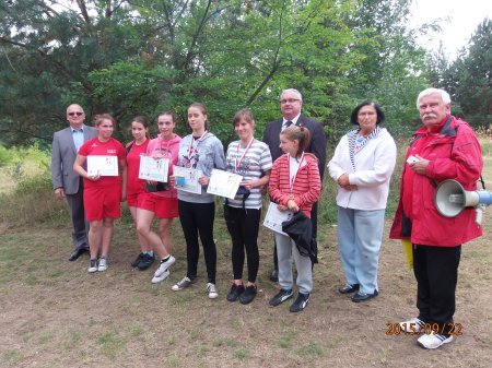 - 3._grupa_zwyciezczyn_oraz_wyroznionych_po_zakonczonej_rywalizacji.jpg
