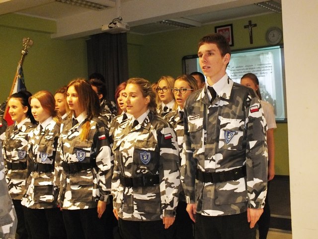 - 3_dzien_patrona_w_edukacji_lubasz2015.jpg - 3_dzien_patrona_w_edukacji_lubasz2015.jpg
