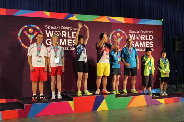 - panorama_nasz_olimpijczyk_na_podium_11.08.2015.jpg - panorama_nasz_olimpijczyk_na_podium_11.08.2015.jpg