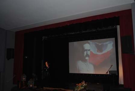 - zajawka_dla_niepodleglej_krzyz_wlkp_13.11.2015.jpg